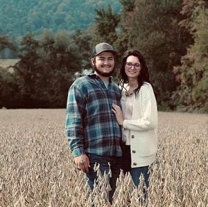 Meet your Posher, Brenna